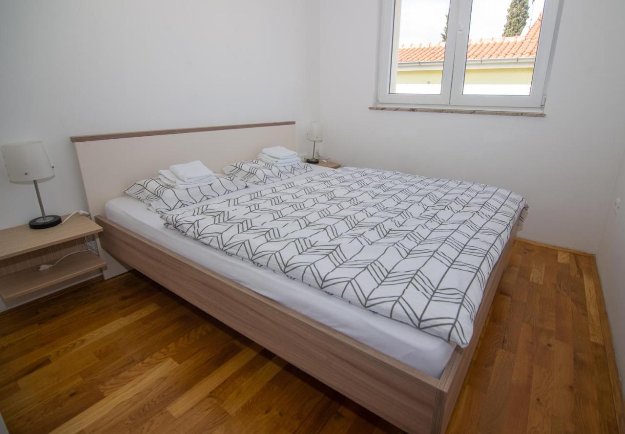 Apartment Davor มาลินสกา ภายนอก รูปภาพ