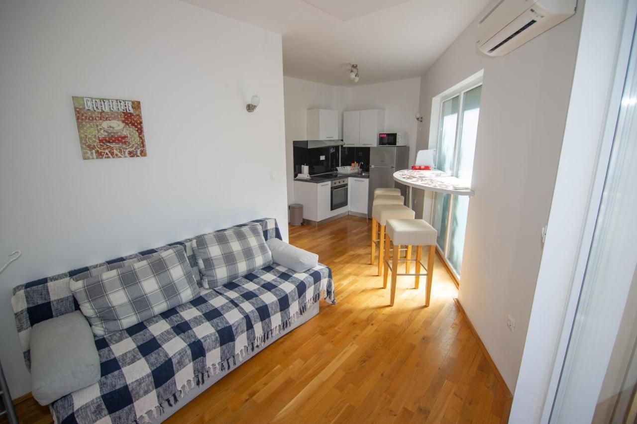 Apartment Davor มาลินสกา ภายนอก รูปภาพ